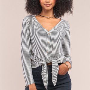 WHITE & BLACK STRIPED V-NECK BUTTON DOWN TOP